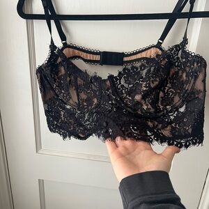 Elegant Black Lace Underwire Bra
